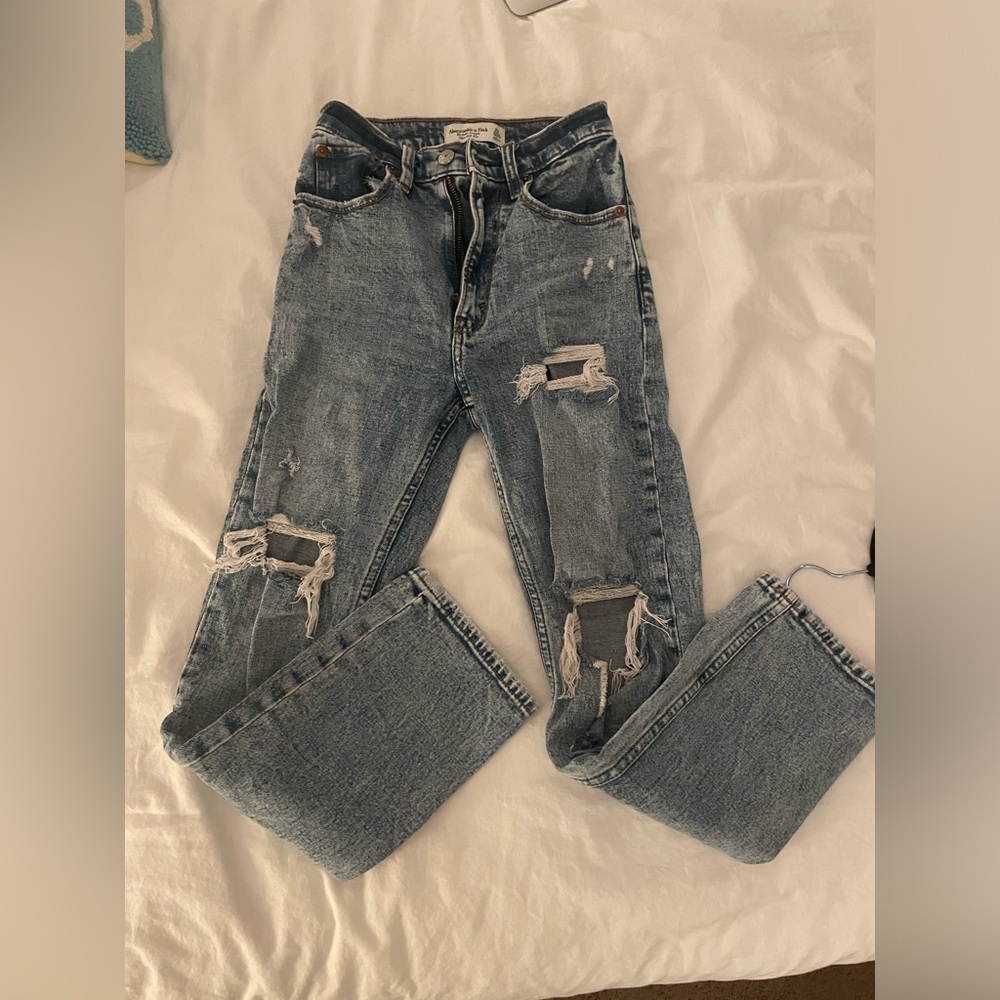 Abercrombie ultra high rise ankle straight